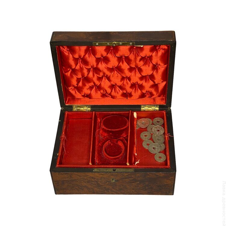 Коробка для украшений “Наполеон III”