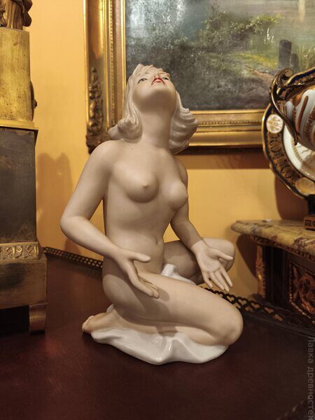 Фарфоровая статуэтка обнаженной девушки №1891/I L  Wallendorf, 1964-1970 г.г.